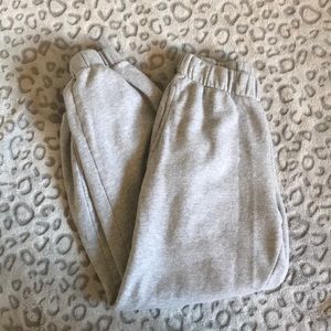 Brandy Melville Rosa Sweatpants